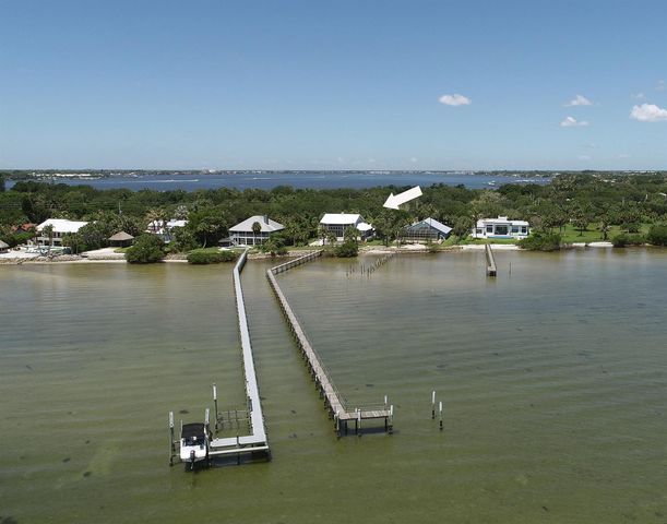 114 N SEWALLS POINT Road, Sewalls Point, FL 34996