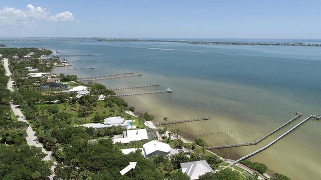 114 N SEWALLS POINT Road, Sewalls Point, FL 34996