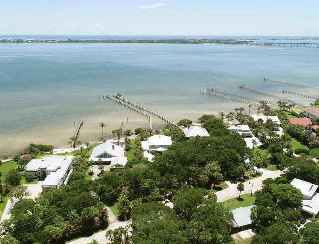 114 N SEWALLS POINT Road, Sewalls Point, FL 34996