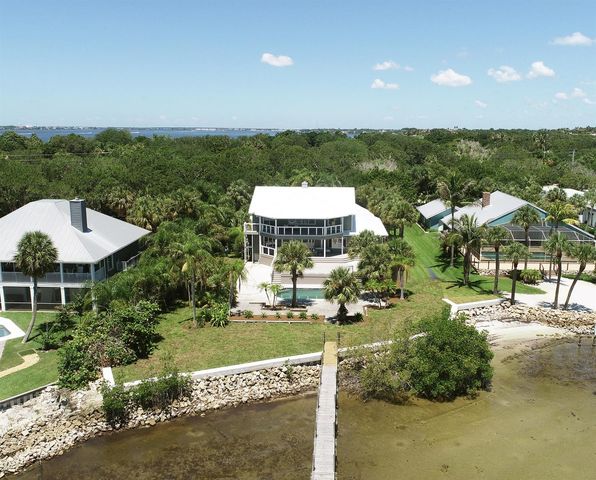 114 N SEWALLS POINT Road, Sewalls Point, FL 34996
