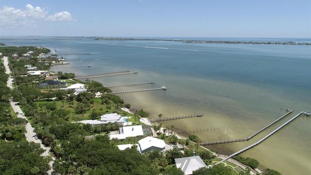 114 N SEWALLS POINT Road, Sewalls Point, FL 34996