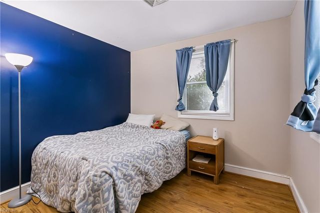 5444 Old Concord LN, Gloucester, VA 23061