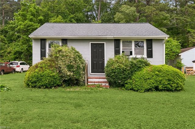 5444 Old Concord LN, Gloucester, VA 23061