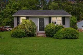5444 Old Concord LN, Gloucester, VA 23061