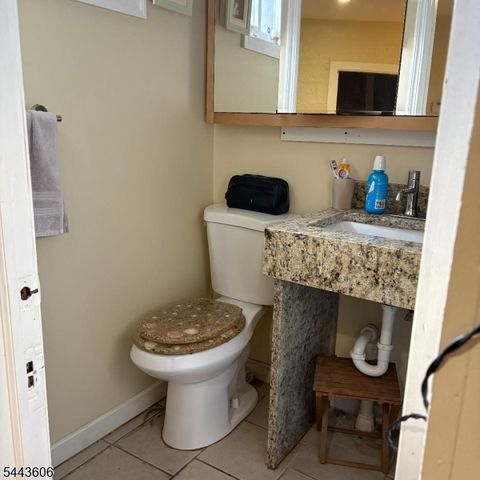 9 Emerson Ave, Jersey City, NJ 07306