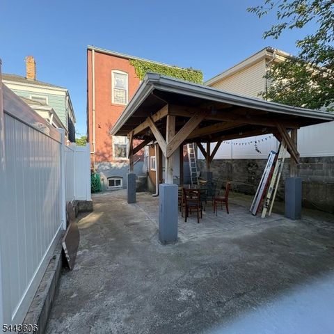 9 Emerson Ave, Jersey City, NJ 07306