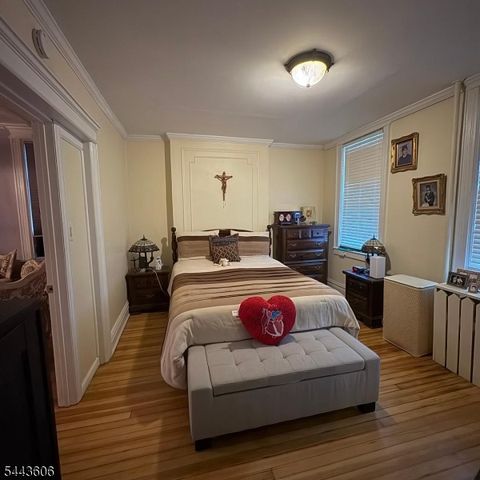 9 Emerson Ave, Jersey City, NJ 07306