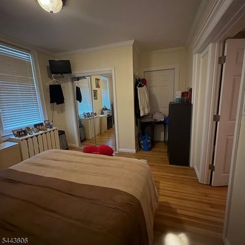 9 Emerson Ave, Jersey City, NJ 07306