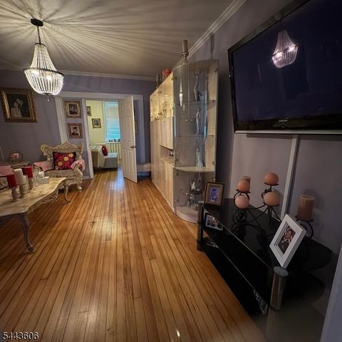 9 Emerson Ave, Jersey City, NJ 07306