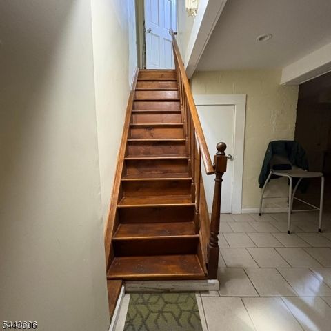 9 Emerson Ave, Jersey City, NJ 07306