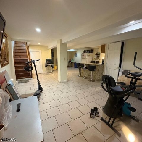 9 Emerson Ave, Jersey City, NJ 07306