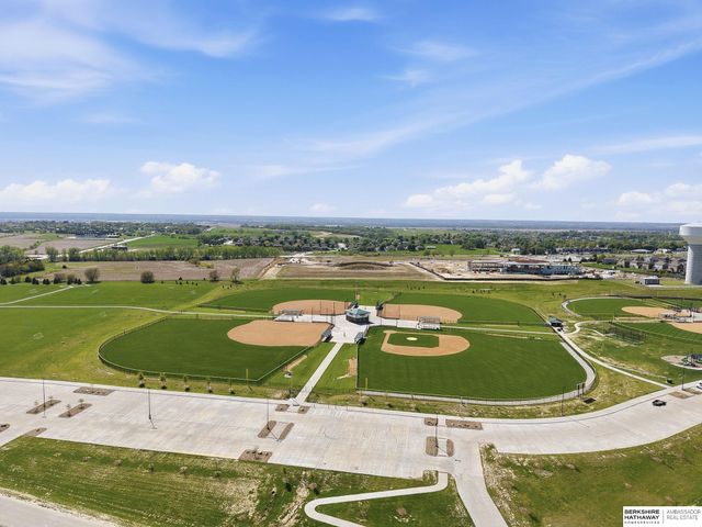 20505 Jeannie Lane, Gretna, NE 68028