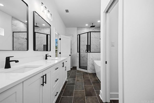 110 Harmony Village Drive, Benton, AR 72015