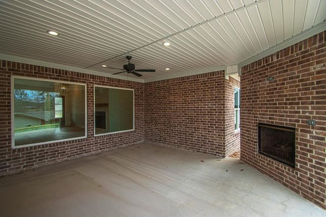 110 Harmony Village Drive, Benton, AR 72015