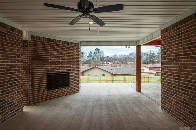 110 Harmony Village Drive, Haskell, AR 72015