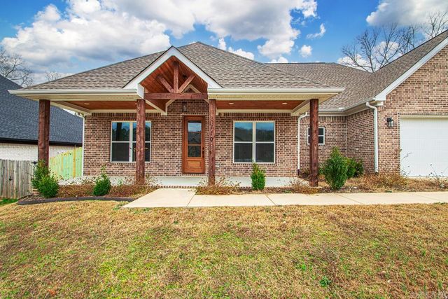 110 Harmony Village Drive, Haskell, AR 72015
