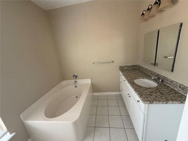568 DOMINISH ESTATES DRIVE, Apopka, FL 32712