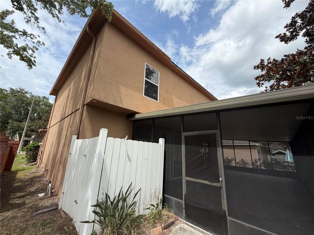 568 DOMINISH ESTATES DRIVE, Apopka, FL 32712