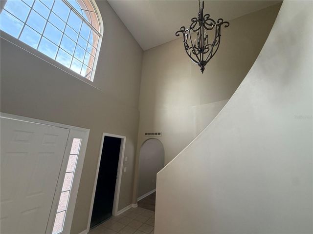 568 DOMINISH ESTATES DRIVE, Apopka, FL 32712