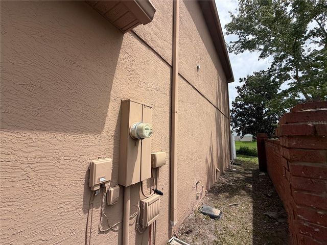 568 DOMINISH ESTATES DRIVE, Apopka, FL 32712