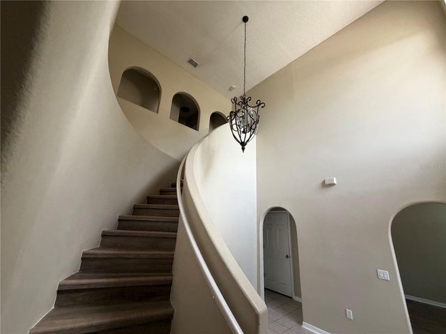 568 DOMINISH ESTATES DRIVE, Apopka, FL 32712
