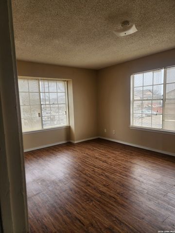 5236 Meadow Field, San Antonio, TX 78250