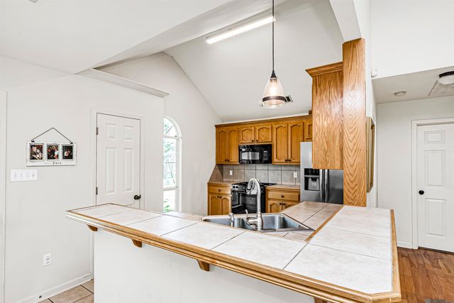 18328 Three Bars Dr, Baton Rouge, LA 70817