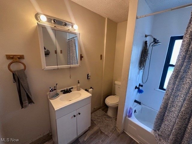 974 E 129th Street, Cleveland, OH 44108