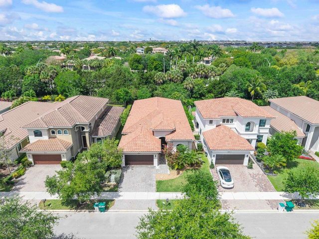 8251 Canopy Terrace, Parkland, FL 33076