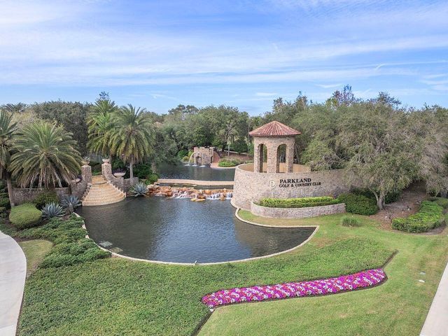 8251 Canopy Terrace, Parkland, FL 33076