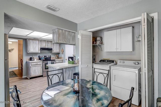 1908 SEA OATS Drive, Atlantic Beach, FL 32233