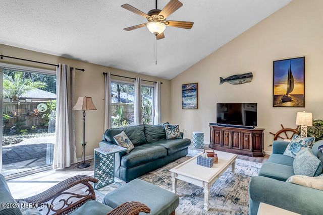 1908 SEA OATS Drive, Atlantic Beach, FL 32233