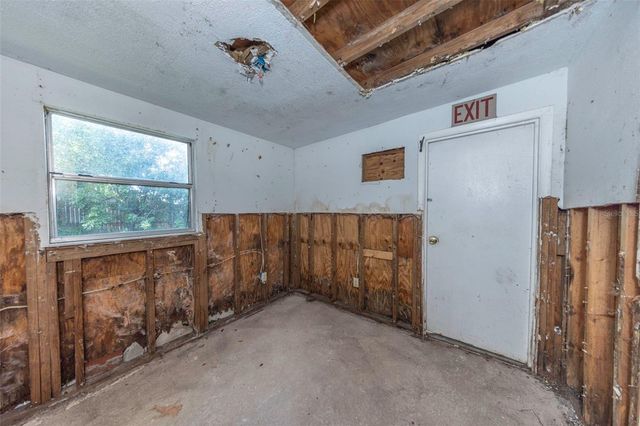8528 N 92ND TERRACE, Seminole, FL 33777