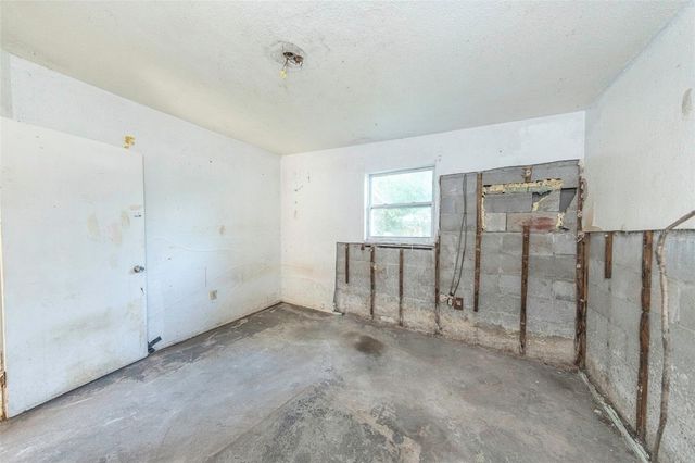 8528 N 92ND TERRACE, Seminole, FL 33777