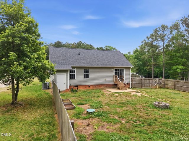 96 Shire Court, Zebulon, NC 27597