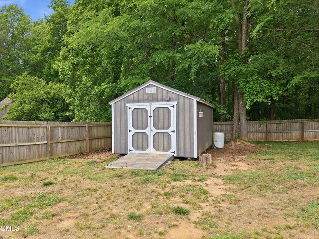 96 Shire Court, Zebulon, NC 27597