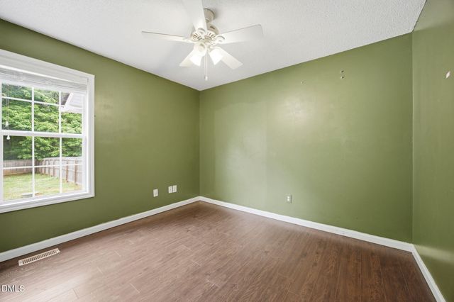 96 Shire Court, Zebulon, NC 27597