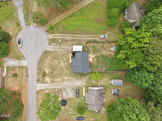 96 Shire Court, Zebulon, NC 27597