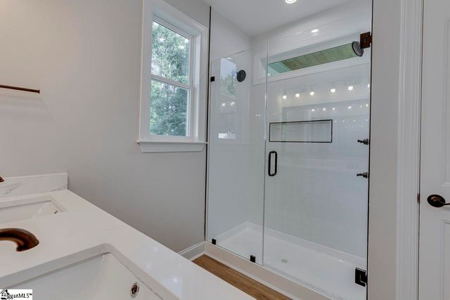 513 Quail Hollow Road, Anderson, SC 29621
