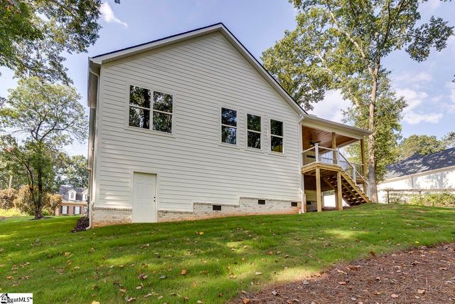 513 Quail Hollow Road, Anderson, SC 29621