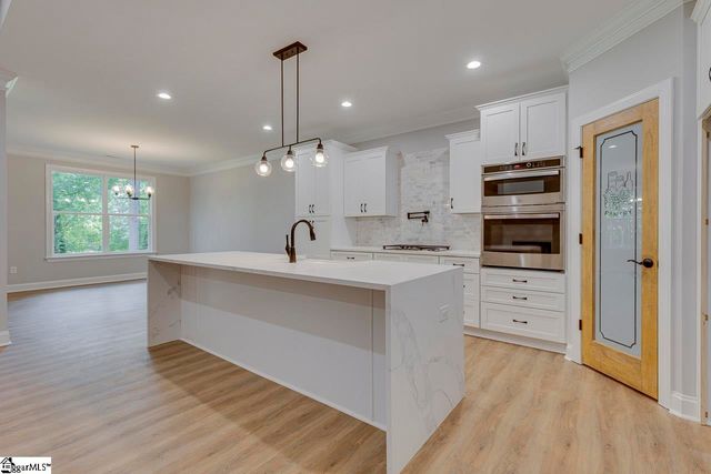 513 Quail Hollow Road, Anderson, SC 29621