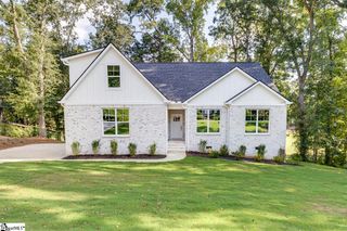 513 Quail Hollow Road, Anderson, SC 29621