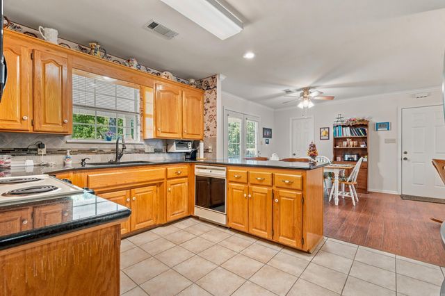 1724 Regency Drive, Malvern, AR 72104