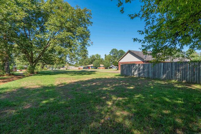 1724 Regency Drive, Malvern, AR 72104