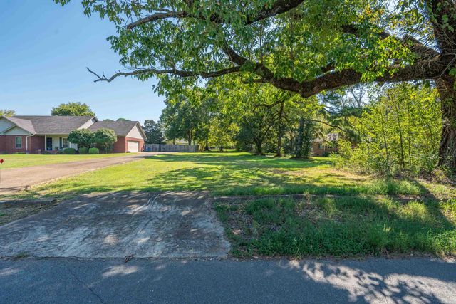 1724 Regency Drive, Malvern, AR 72104