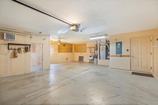 5008 ADRIATIC AVENUE, Tavares, FL 32778