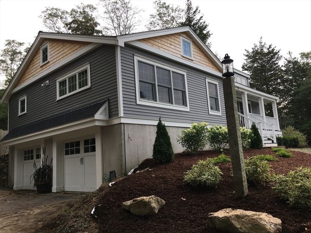 31 Warren Ave, Plymouth, MA 02360