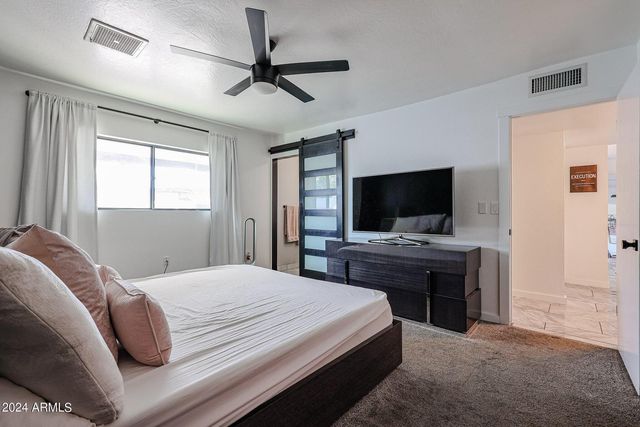 3213 E Emile Zola Avenue, Phoenix, AZ 85032