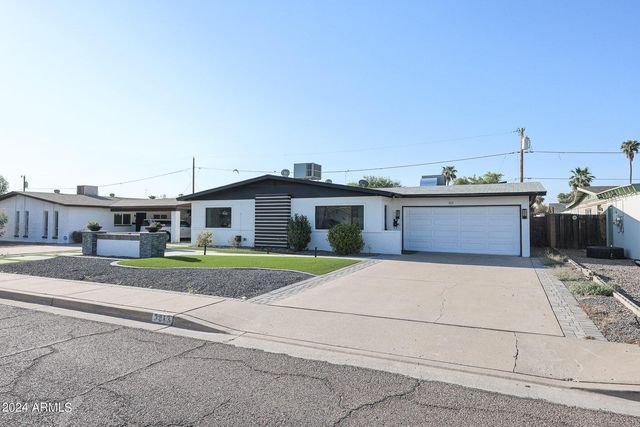 3213 E Emile Zola Avenue, Phoenix, AZ 85032