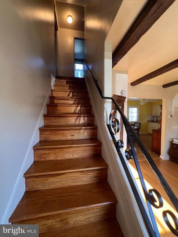 301 MURRAY AVE, Bellmawr, NJ 08031